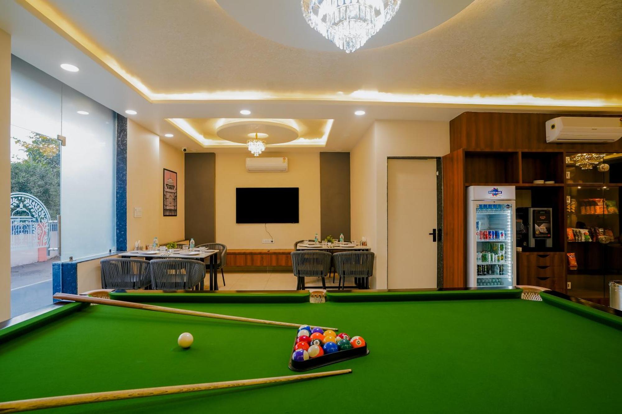 Hotel The Hidden Door-Near Jaipur Airport Екстериор снимка
