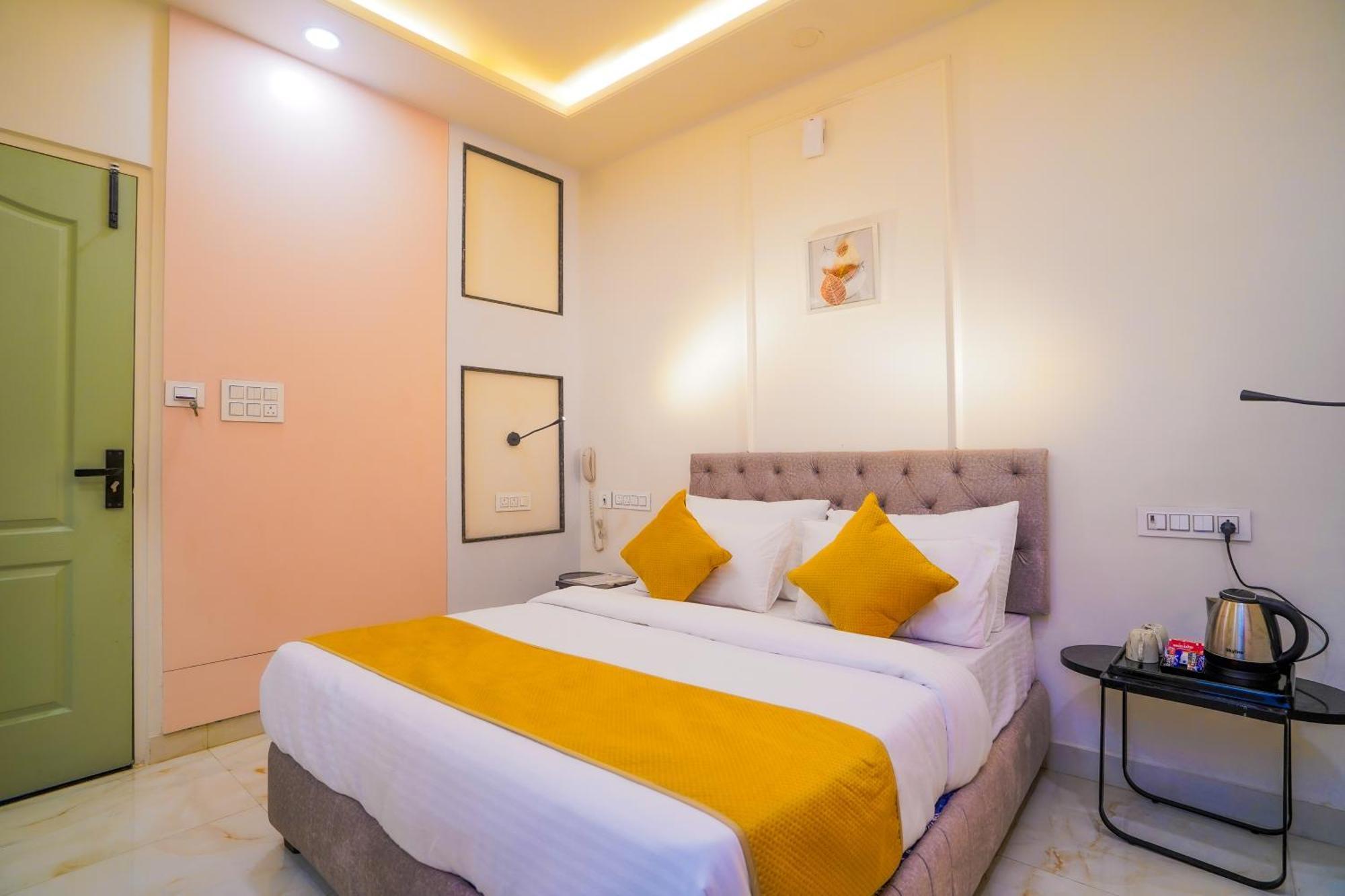 Hotel The Hidden Door-Near Jaipur Airport Екстериор снимка