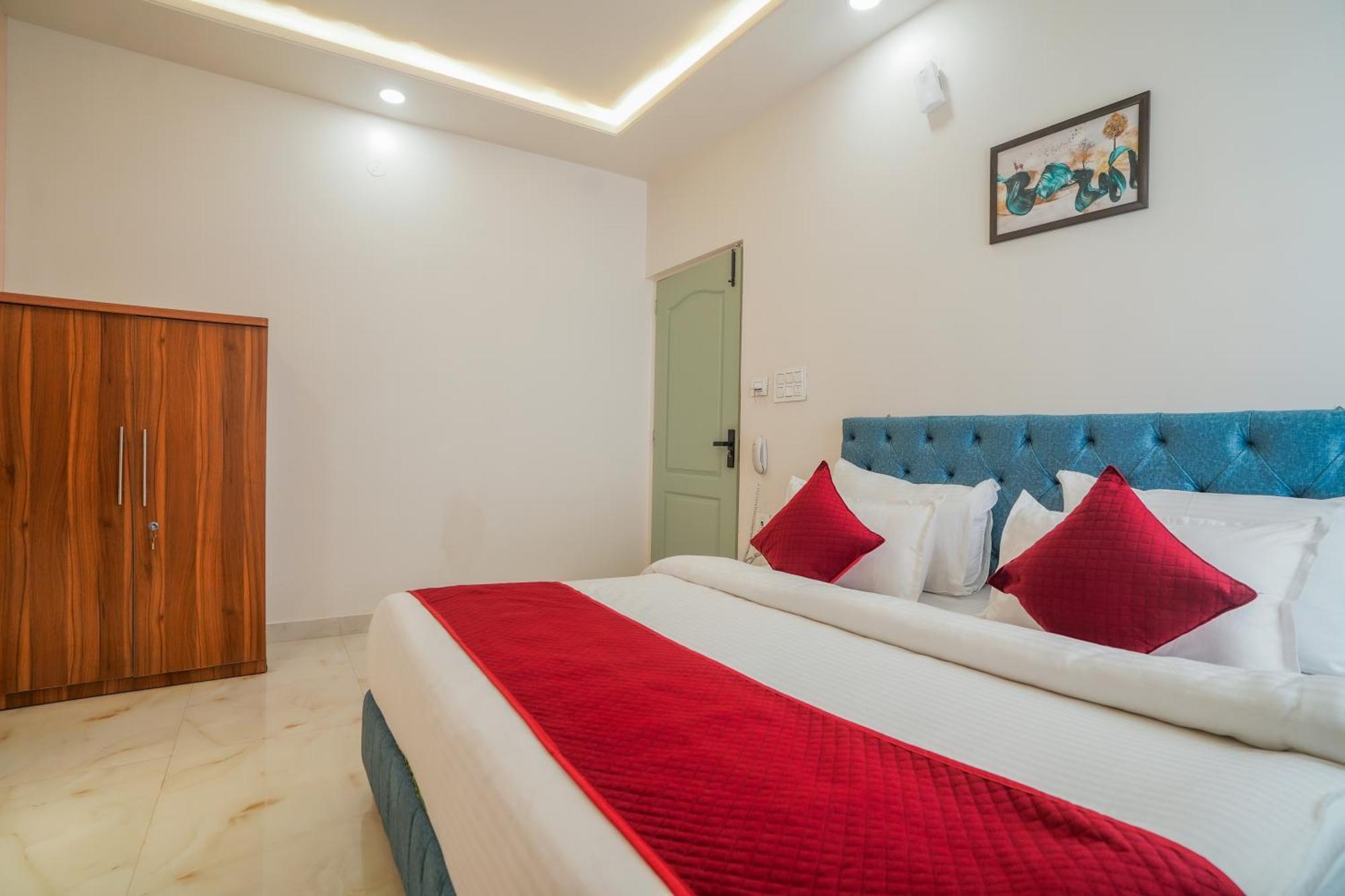 Hotel The Hidden Door-Near Jaipur Airport Екстериор снимка
