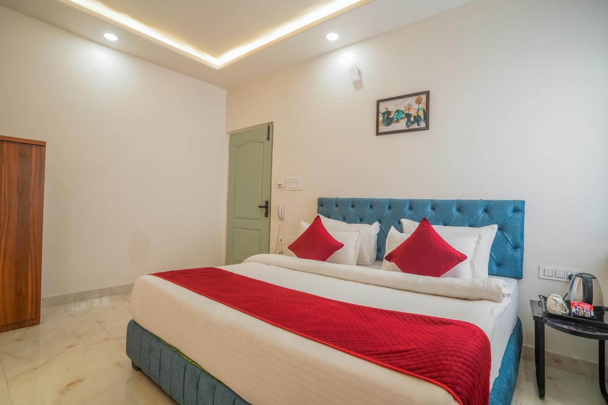 Hotel The Hidden Door-Near Jaipur Airport Екстериор снимка