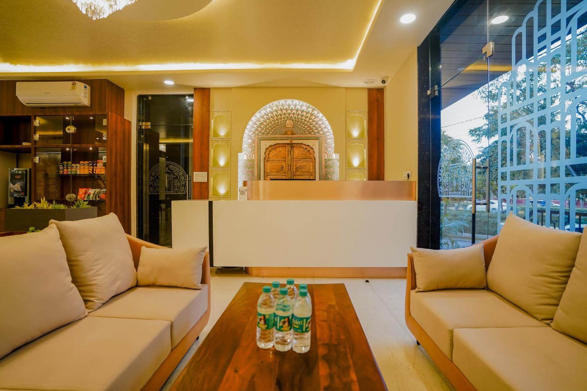 Hotel The Hidden Door-Near Jaipur Airport Екстериор снимка